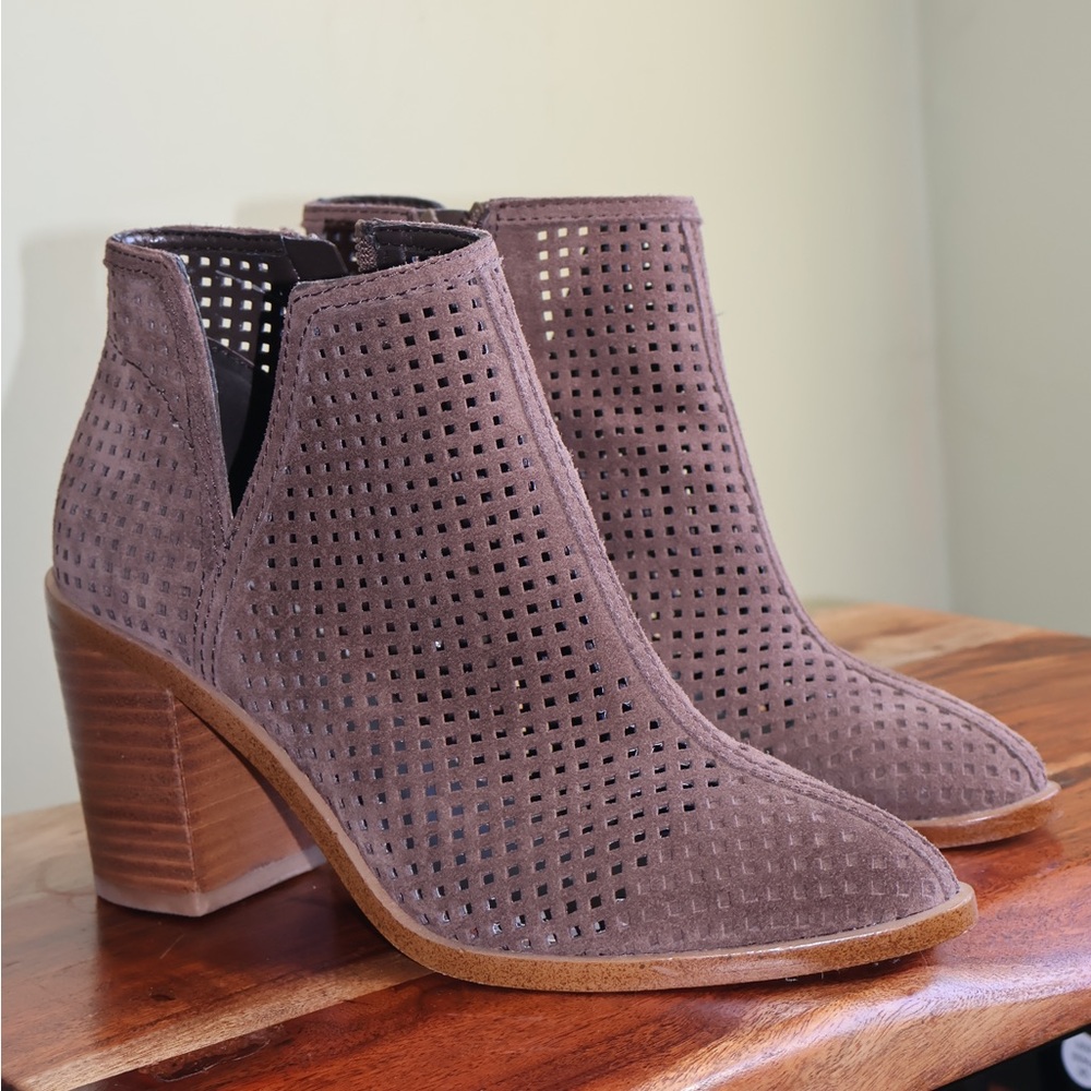 1. State bootie